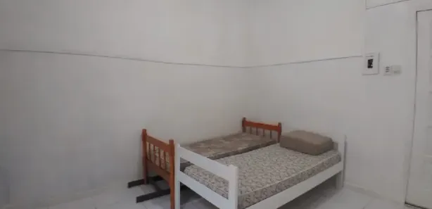 Kitnet com 1 Quarto para alugar, 20m² no Floresta, Porto Alegre