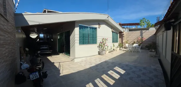 Casa com 5 Quartos à venda, 220m² no Nossa Senhora das Graças, Manaus