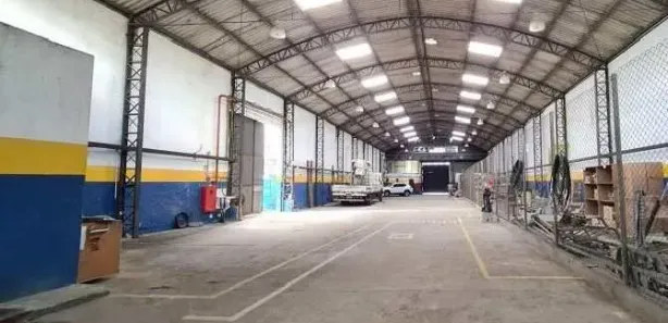 Galpão/Depósito/Armazém à venda, 2100m² no Paquetá, Santos