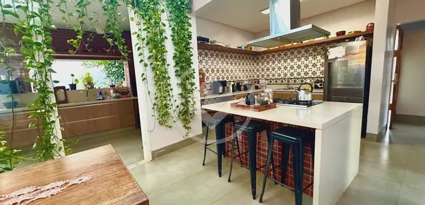 Casa de Condomínio com 4 Quartos à venda, 300m² no Jardins Verona, Goiânia