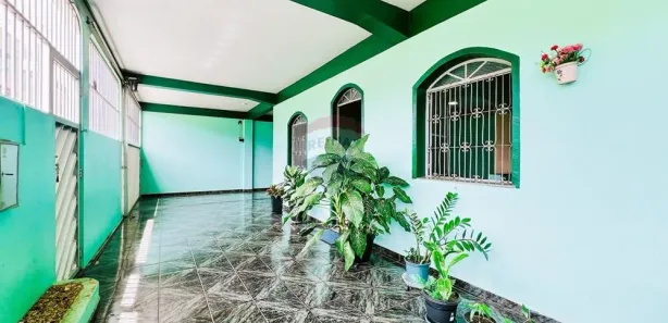 Casa com 4 Quartos à venda, 387m² no São Jorge, Manaus