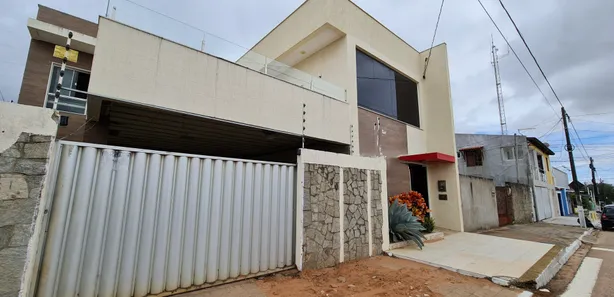 Ponto Comercial com 3 Quartos à venda, 242m² no Pitimbu, Natal