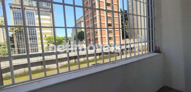 Sala Comercial à venda, 31m² no Santo Antônio, Belo Horizonte