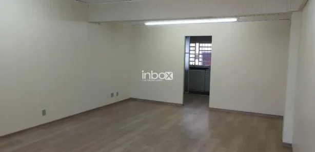 Sala Comercial para alugar, 52m² no Centro, Bento Gonçalves
