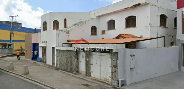 Casa com 10 Quartos à venda, 700m² no Pituba, Salvador