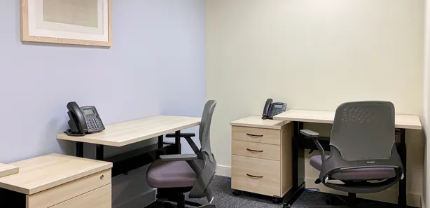 Sala Comercial para alugar, 100m² no Asa Norte, Brasília