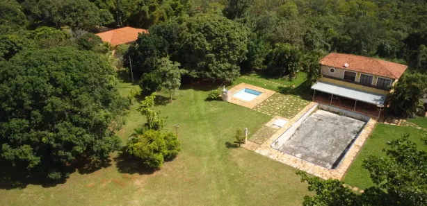 Fazenda/Sítio com 4 Quartos à venda, 10000m² no Setor de Habitações Individuais Sul, Brasília