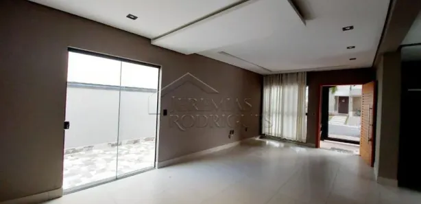 Casa de Condomínio com 3 Quartos à venda, 135m² no Castelo, Tremembé