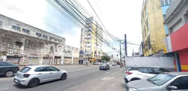 Sala Comercial para alugar, 300m² no Mares, Salvador
