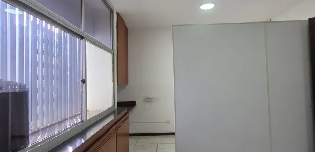Sala Comercial à venda, 32m² no Brotas, Salvador