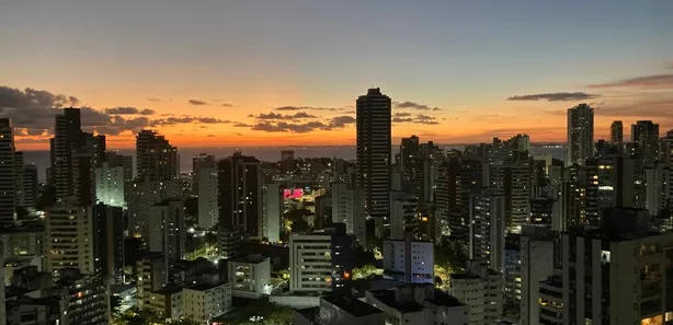 Apartamento com 4 Quartos para venda ou aluguel, 168m² no Jardim Apipema, Salvador