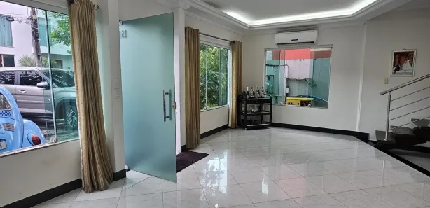 Casa de Condomínio com 4 Quartos para venda ou aluguel, 235m² no Flores, Manaus