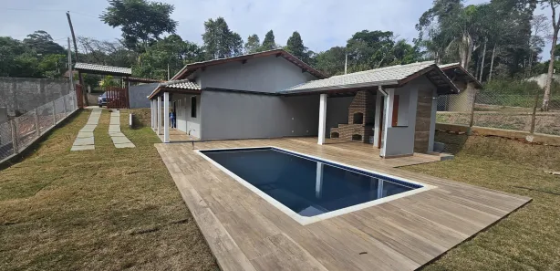 Fazenda/Sítio com 3 Quartos à venda, 1000m² no , Mairinque