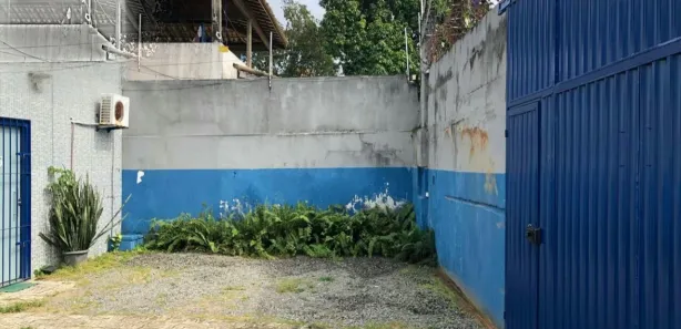 Galpão/Depósito/Armazém à venda, 200m² no Caji, Lauro de Freitas