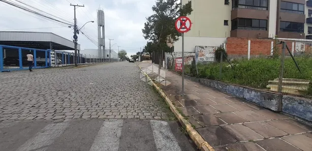 Lote/Terreno à venda, 900m² no Maria Goretti, Bento Gonçalves