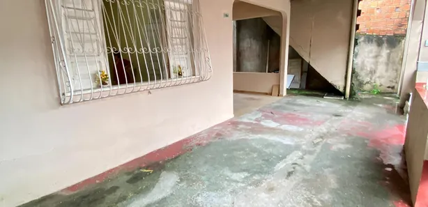 Casa com 3 Quartos à venda, 250m² no São Jorge, Manaus