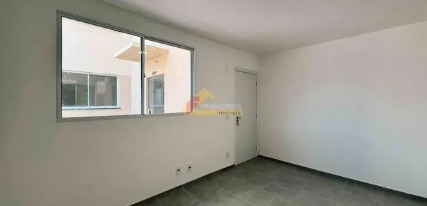 Apartamento com 2 Quartos para alugar, 49m² no Interlagos, Divinópolis