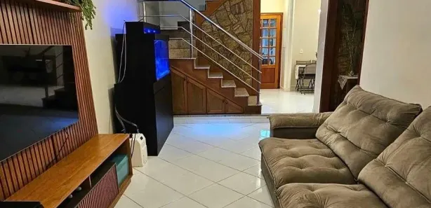 Casa de Condomínio com 3 Quartos para alugar, 235m² no Jardim Independência, Taubaté