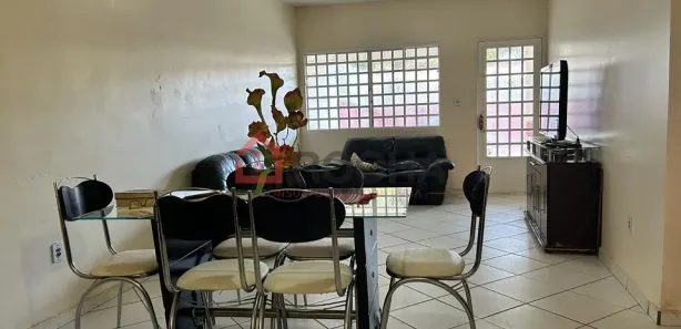 Casa com 3 Quartos à venda, 240m² no Sobradinho, Brasília