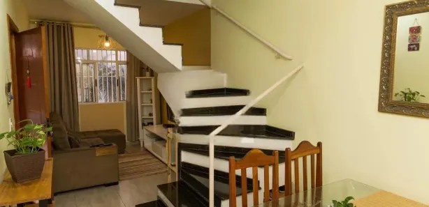 Casa de Condomínio com 3 Quartos para alugar, 89m² no Taboão, Diadema