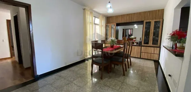 Casa com 4 Quartos à venda, 250m² no São Lucas, Belo Horizonte