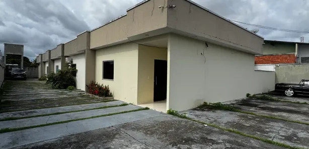 Casa de Condomínio com 2 Quartos à venda, 70m² no Flores, Manaus