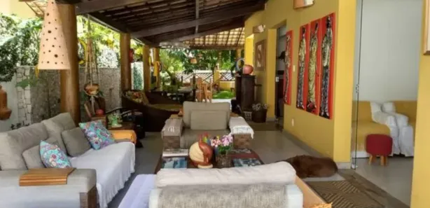 Casa de Condomínio com 6 Quartos para venda ou aluguel, 600m² no Patamares, Salvador
