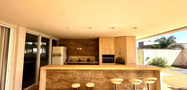 Casa de Condomínio com 5 Quartos à venda, 526m² no Park Lozandes, Goiânia