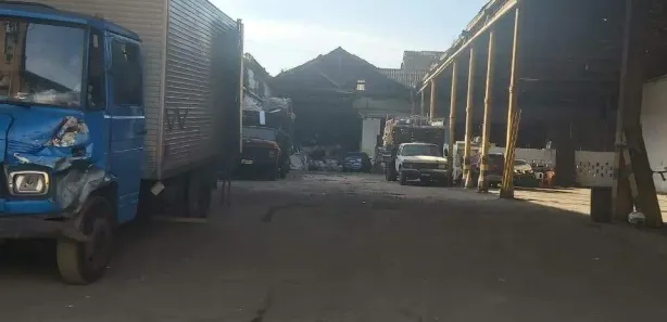 Sala Comercial para alugar, 4200m² no Paquetá, Santos