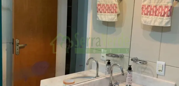 Apartamento com 2 Quartos para alugar, 71m² no Samambaia, Petrópolis
