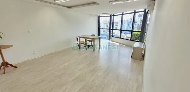 Sala Comercial à venda, 42m² no Centro, Caxias do Sul