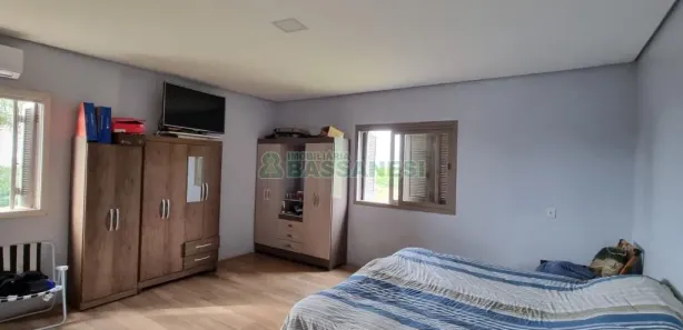 Fazenda/Sítio com 4 Quartos à venda, 200m² no Caravaggio, Farroupilha