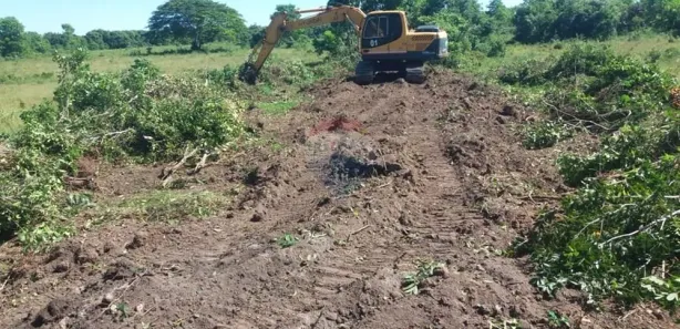Fazenda/Sítio à venda, 1400000m² no Centro, Caravelas