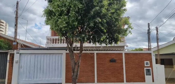 Sobrado com 5 Quartos à venda, 196m² no Vila Yamada, Araraquara