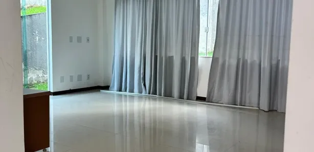 Casa de Condomínio com 5 Quartos para alugar, 350m² no Alphaville (Abrantes), Camaçari