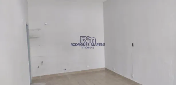 Casa com 1 Quarto para alugar, 45m² no Monsenhor Messias, Belo Horizonte