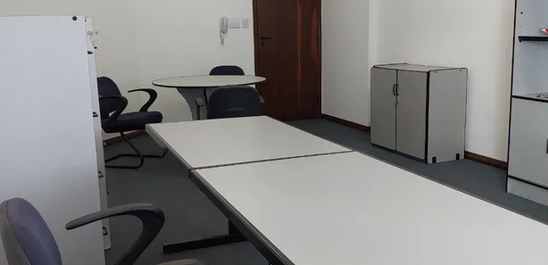 Sala Comercial para alugar, 35m² no Funcionários, Belo Horizonte