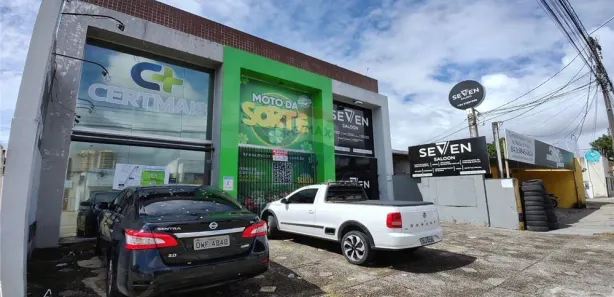 Ponto Comercial para alugar, 80m² no Candelária, Natal