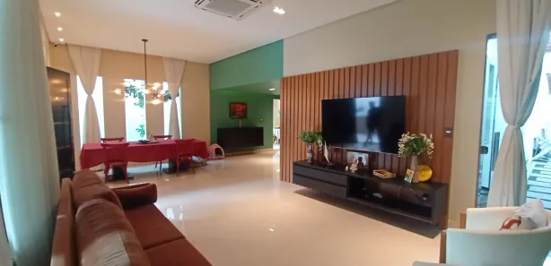 Casa de Condomínio com 3 Quartos à venda, 600m² no Adrianópolis, Manaus