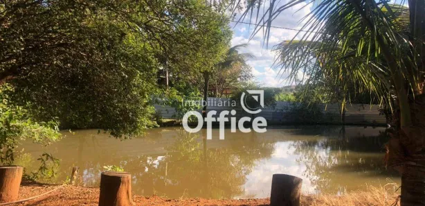 Fazenda/Sítio com 2 Quartos à venda, 150m² no , Campo Limpo de Goiás