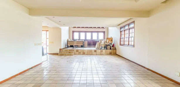Imóvel Comercial com 8 Quartos para alugar, 640m² no Santa Tereza, Belo Horizonte