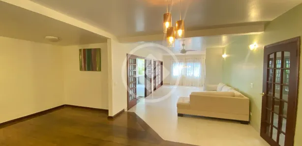 Casa de Condomínio com 4 Quartos à venda, 350m² no Enseada, Guarujá