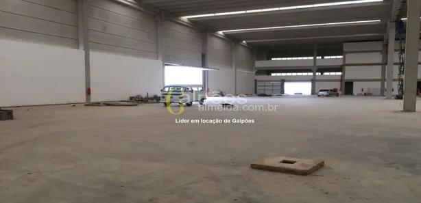 Galpão/Depósito/Armazém para alugar, 1780m² no Mombaça, São Roque
