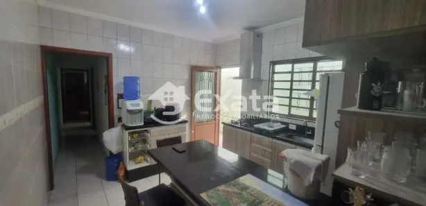 Casa com 2 Quartos à venda, 105m² no Jardim Residencial Martinez, Sorocaba