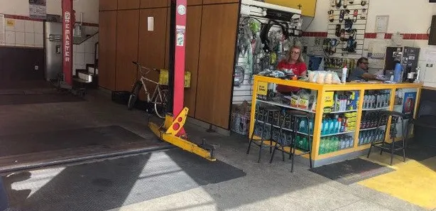 Prédio Comercial à venda, 220m² no Engenho Velho da Federação, Salvador