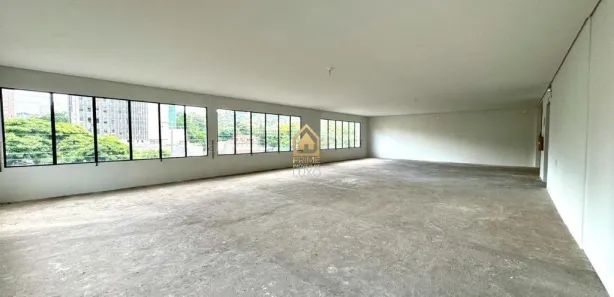 Prédio Comercial para venda ou aluguel, 885m² no Lourdes, Belo Horizonte