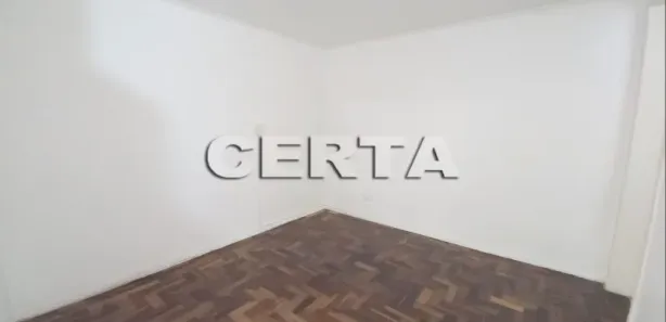 Kitnet para alugar, 39m² no Farroupilha, Porto Alegre