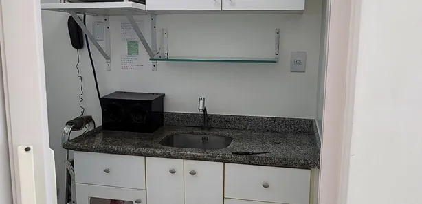 Sala Comercial à venda, 30m² no Pituba, Salvador