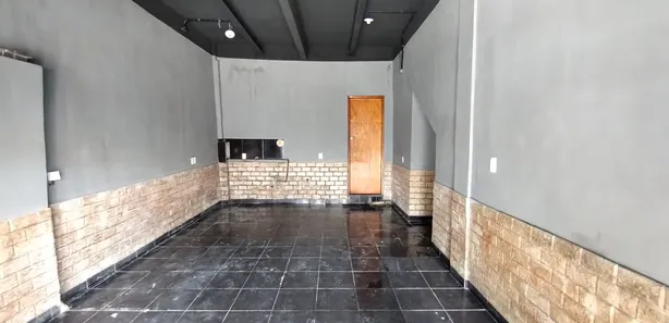Ponto Comercial para alugar, 10m² no Chacrinha, Nova Iguaçu