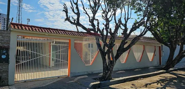 Casa com 5 Quartos à venda, 309m² no Dom Pedro I, Manaus